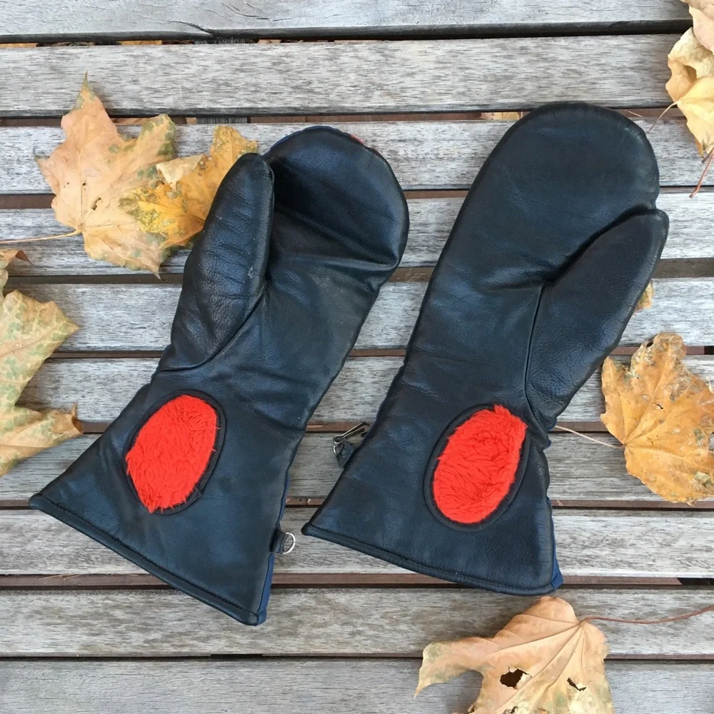 Vintage Red & Blue Mittens Ladies Large